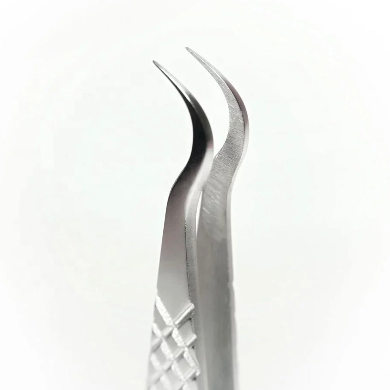 Hooked on the Look Tweezers